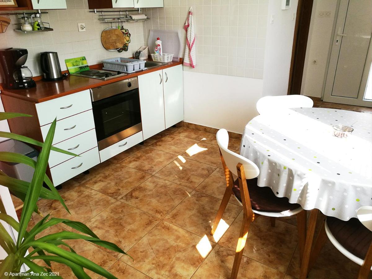 Apartments Zec Brzac Екстер'єр фото